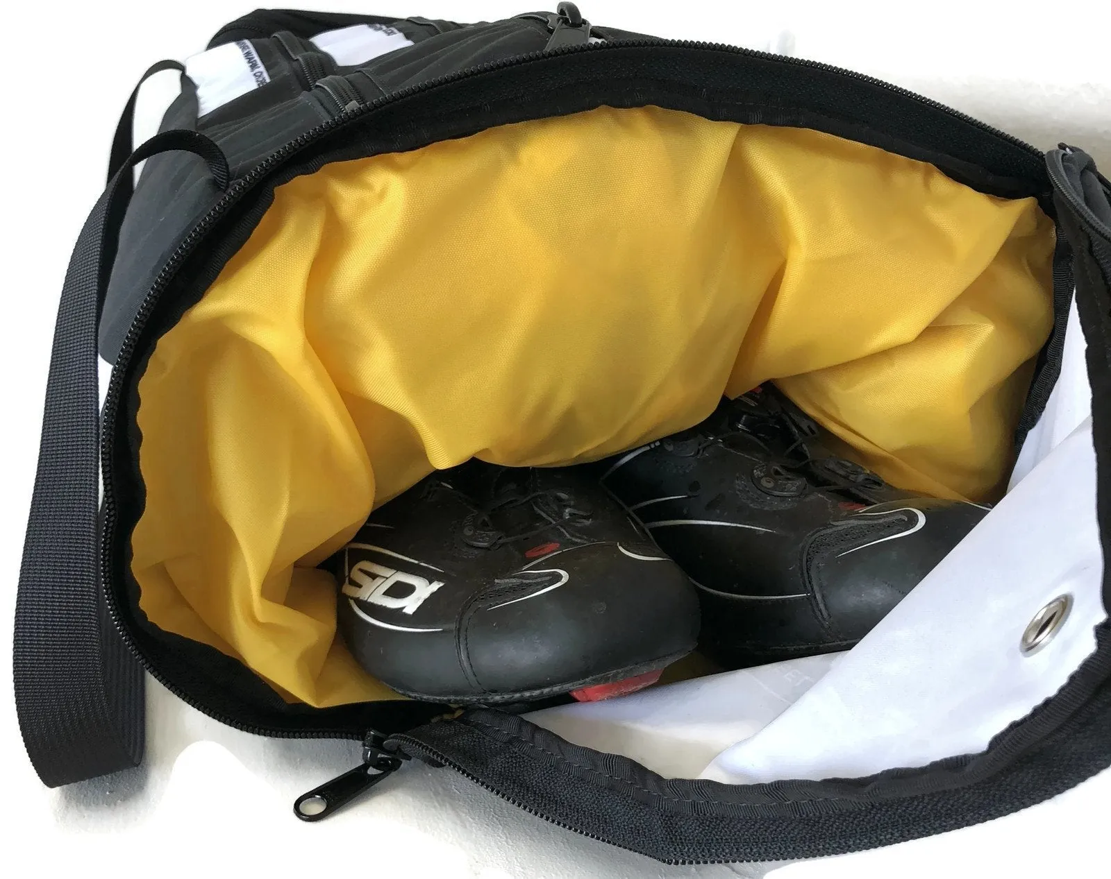 CC Cycling 2022 RACEDAY BAG™ Gray