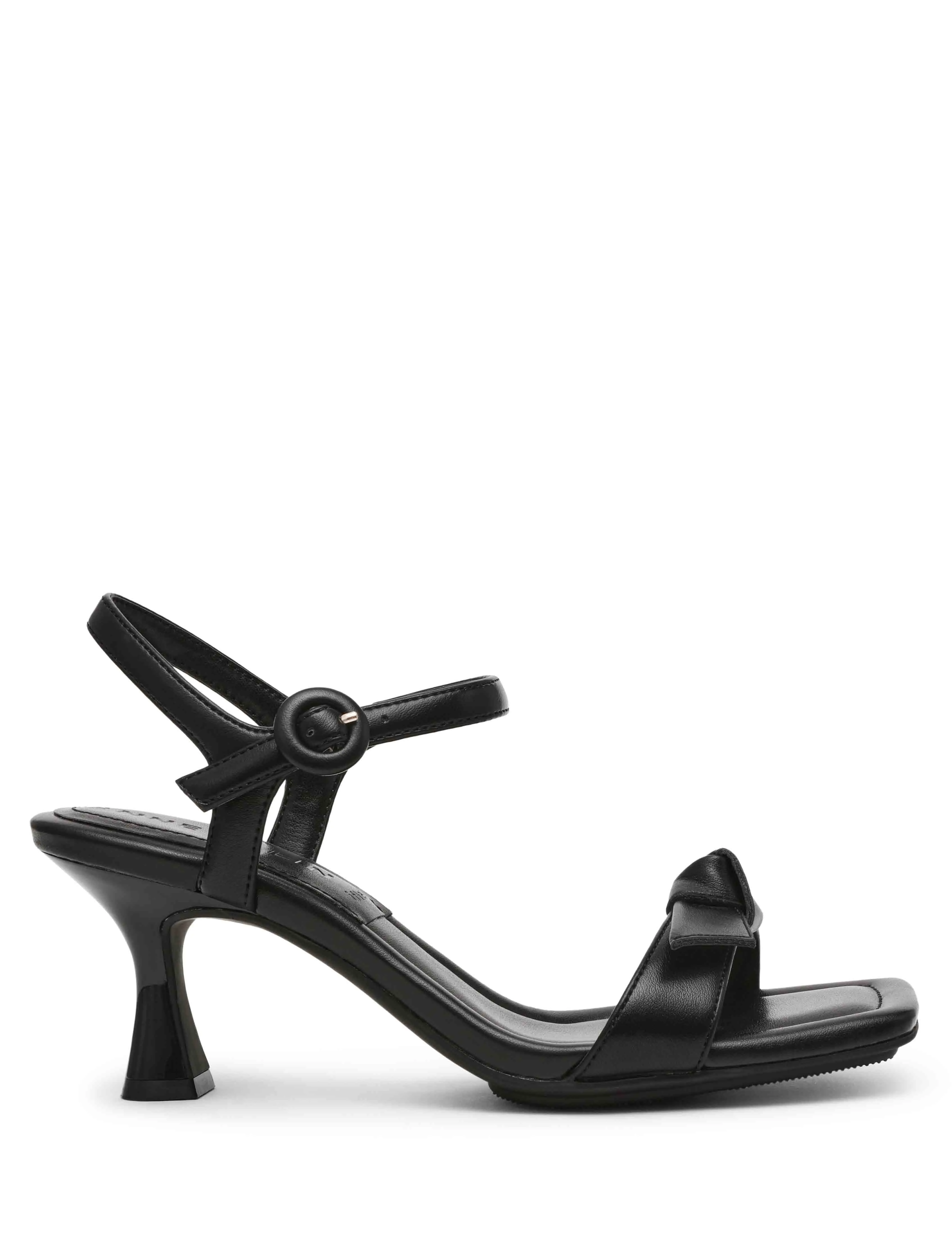 Jia Heel