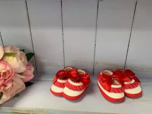 'Minnie" Red Dotty Pram Shoes